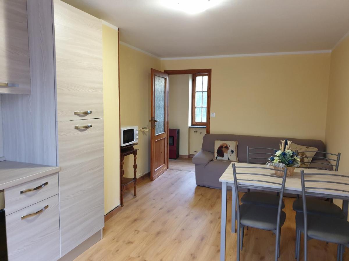 Casa Le Rondini Apartment Mezzenile Bagian luar foto