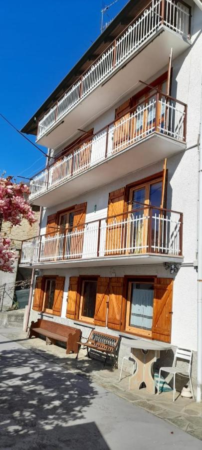 Casa Le Rondini Apartment Mezzenile Bagian luar foto