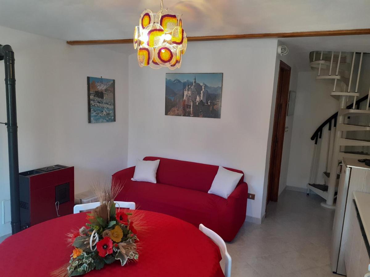 Casa Le Rondini Apartment Mezzenile Bagian luar foto